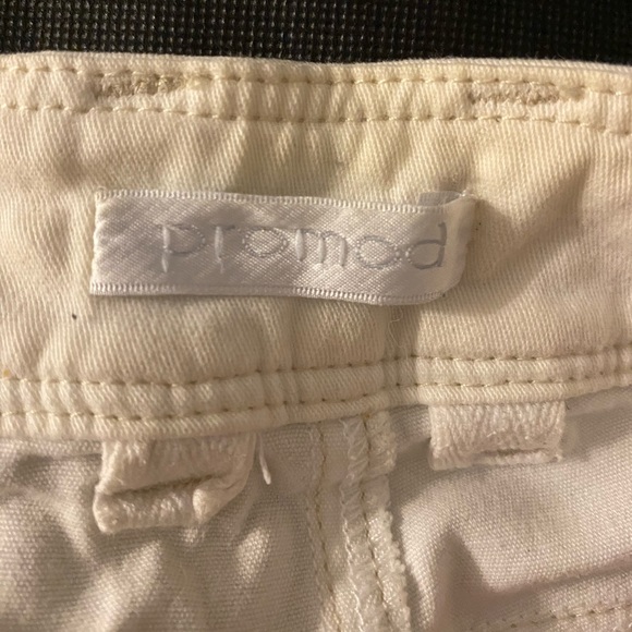 White capri - Picture 3 of 6